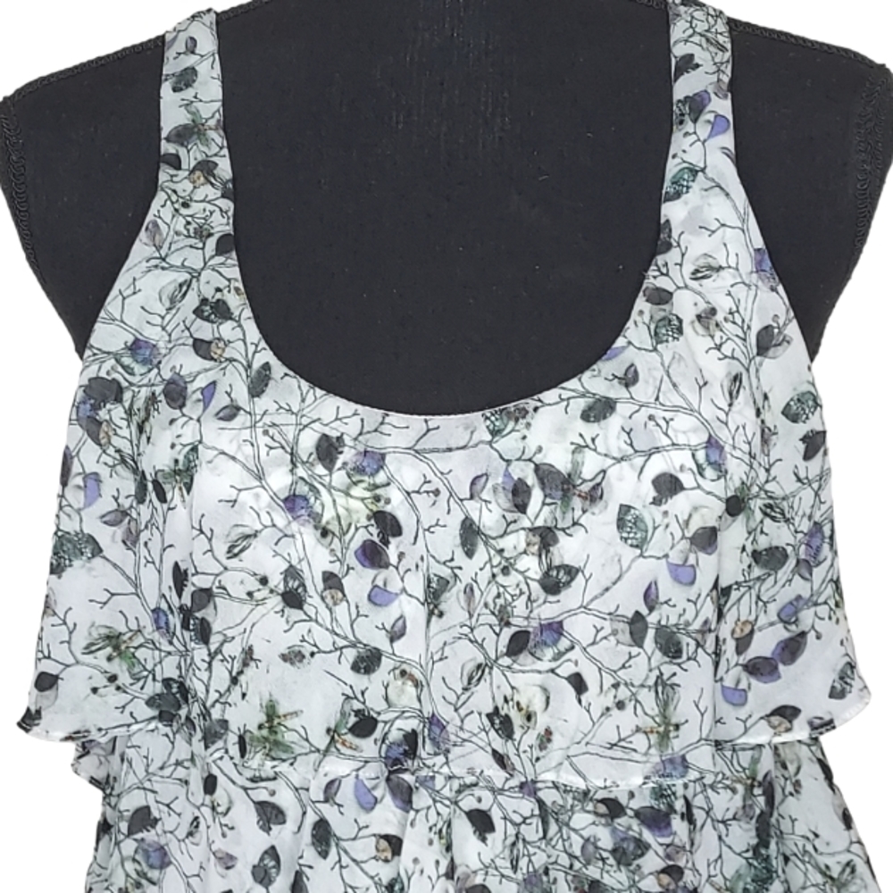 Shop 126 Raquel Alt Light Green Tiered Dress Size 40 / Small - Picture 2 of 11